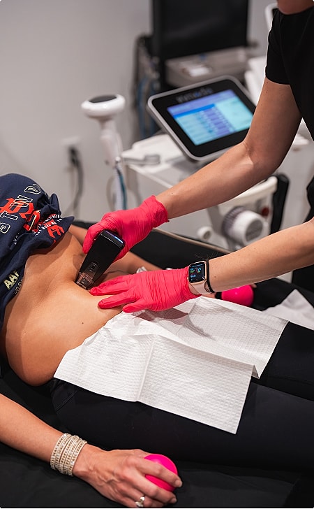 Skin treatment procedure with laser device.